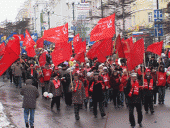 Колонна Магаданского ОК КПРФ на первомайской демонстрации (Фоторепортаж)