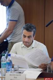 Четвертое назначение главы администрации Пскова проходит как фарс – Лев Шлосберг