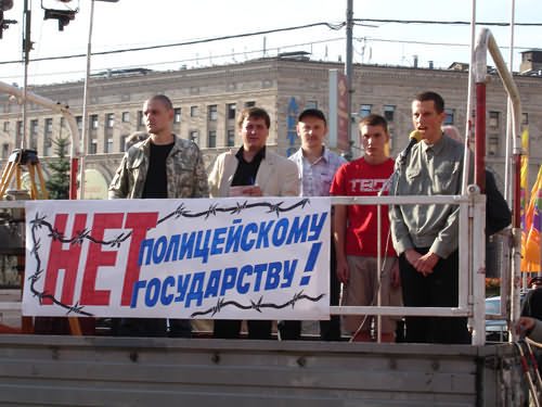 Выступает Павел Жеребин