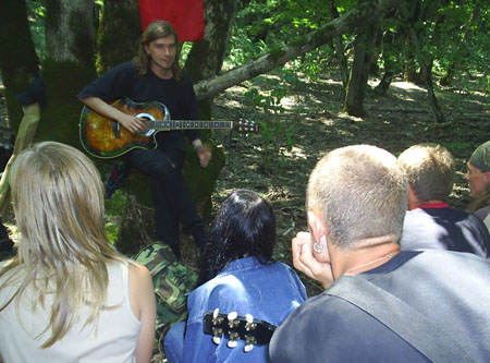 ���-���������