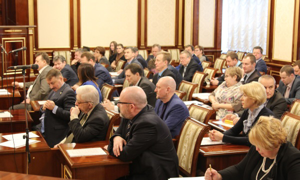 Фото: leningrad-reg.er.ru