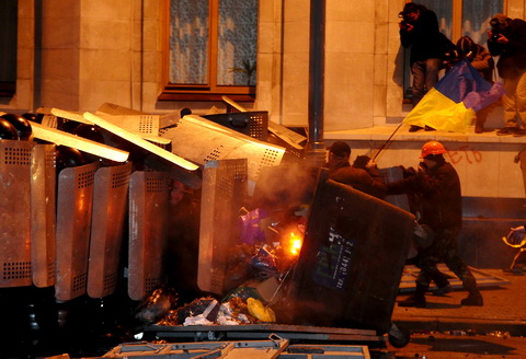 ����-����