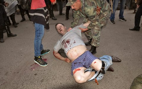 ����-����