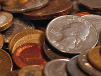 МВФ прогнозирует дальнейшую девальвацию доллара