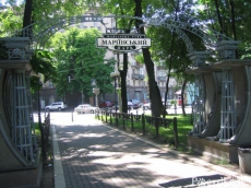 Киевлян не будут пускать в парки после десяти вечера