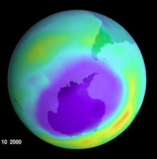Озоновая дыра остановилась в росте