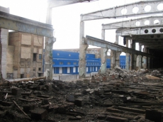 В Киеве на обломках завода возникла ртутная опасность
