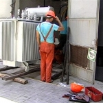 После вмешательства депутата от партии «РОДИНА» Георгия Селянина в 12 домах переулка Мукачевский появился свет