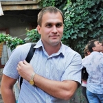 Депутат горсовета выступает посредником между жильцами и коммунальщиками