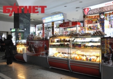 Киевлян «кормят» опасными продуктами?