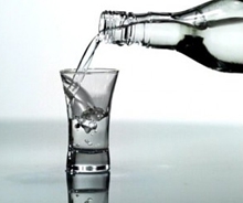 Украинцы стали больше пить водки
