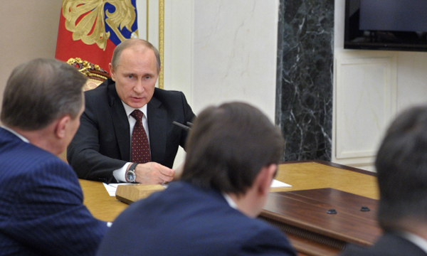 Президент РФ Владимир Путин проводит в Кремле совещание со своими полномочными представителями в федеральных округах. Фото: РИА Новости