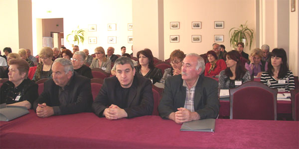  .  . 2009 .          -  .    -              