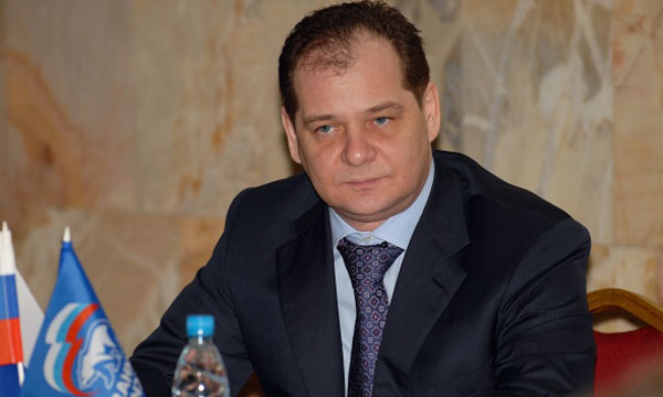 Руководитель Дальневосточного Межрегионального координационного совета Партии Ростислав Гольдштейн. Фото amur.er.ru