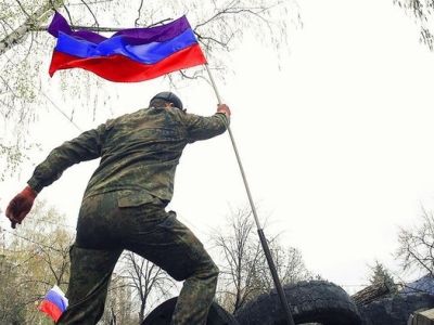 Сторонники Новороссии. Фото: vk.com/eau_newrussia Сторонники Новороссии. Фото: vk.com/eau_newrussia