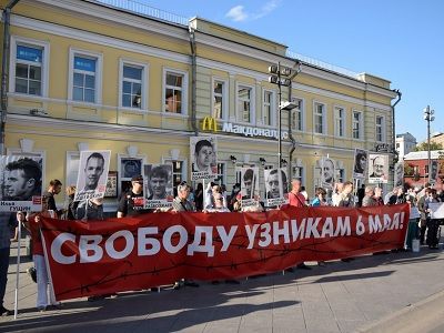 Пикет в поддержку политзаключенных. Фото: styazshkin.livejournal.com Пикет в поддержку политзаключенных. Фото: styazshkin.livejournal.com