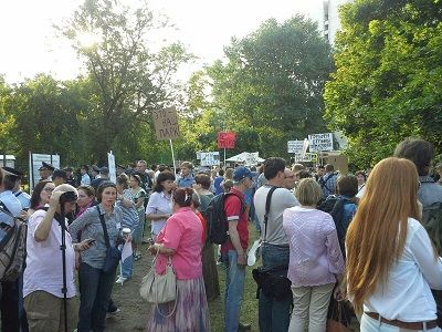 Митинг против строительства храма в парке Митинг против строительства храма в парке