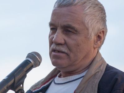 Владимир Заваркин на митинге. Фото: Макспарк.Ru Владимир Заваркин на митинге. Фото: Макспарк.Ru