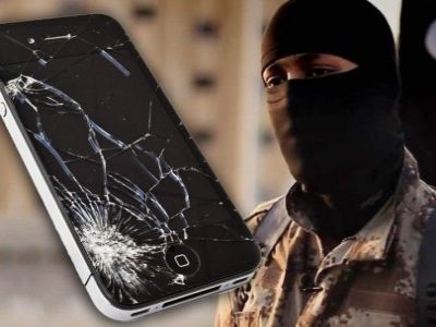 iPhone и террорист ИГИЛ. Фото: islamnews.ru iPhone и террорист ИГИЛ. Фото: islamnews.ru