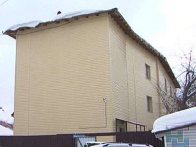 Дом-самострой. Фото: nsknews.info Дом-самострой. Фото: nsknews.info