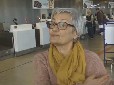 Людмила Кузьмина в аэропорту Самары. Фото: Фейсбук Людмила Кузьмина в аэропорту Самары. Фото: Фейсбук