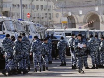 Сотрудники ОМОНа. Фото: lenta.ru Сотрудники ОМОНа. Фото: lenta.ru