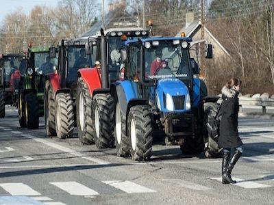Марш кубанских фермеров. Фото: kolokolrussia.ru Марш кубанских фермеров. Фото: kolokolrussia.ru