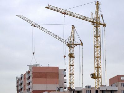 Башенный кран. Фото: techstory.ru Башенный кран. Фото: techstory.ru