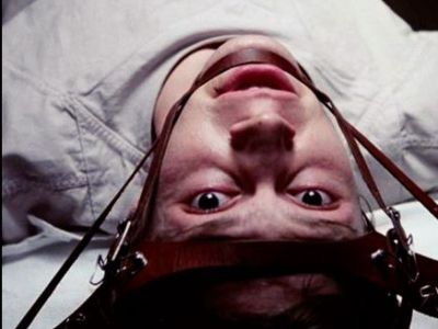 Пролетая над гнездом кукушки Пролетая над гнездом кукушки