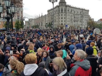     7 . : twitter.com/KBezrukov