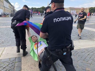       .  - -. : facebook.com/aleknaza