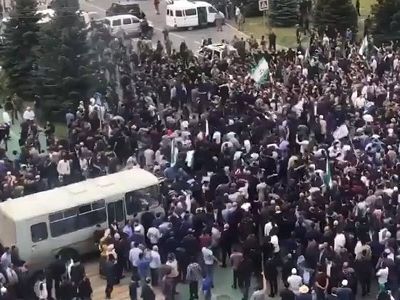Митинг в Ингушетии. Фото: news-r.ru Митинг в Ингушетии. Фото: news-r.ru