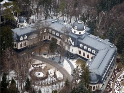 Поместье Игоря Шувалова. Фото: Baza Поместье Игоря Шувалова. Фото: Baza