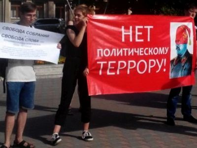 Карим Зянчурин и сподвижники. Фото: Лиза Охайзина, Каспаров.ru Карим Зянчурин и сподвижники. Фото: Лиза Охайзина, Каспаров.ru