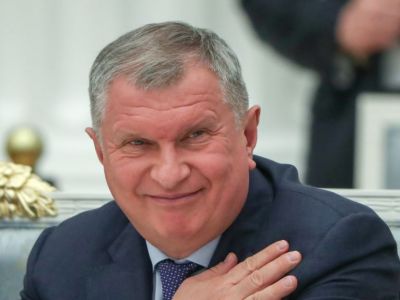 Игорь Сечин. Фото: СЕРГЕЙ САВОСТЬЯНОВ / ТАСС Игорь Сечин. Фото: СЕРГЕЙ САВОСТЬЯНОВ / ТАСС