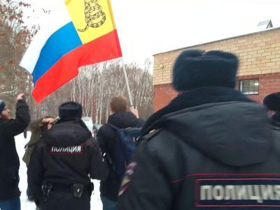 Акция либертарианцев. Фото: Сергей Попов, Каспаров.Ru Акция либертарианцев. Фото: Сергей Попов, Каспаров.Ru