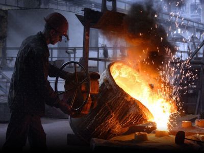 Литейщик. Фото: Sharknews.ru Литейщик. Фото: Sharknews.ru