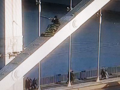 Пикет на арке моста. Фото: РК-инфо Пикет на арке моста. Фото: РК-инфо