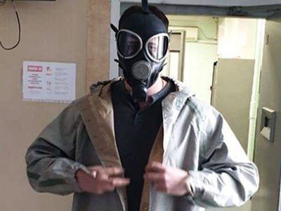 Адвокат у входа в СИЗО. Фото: Адвокат у входа в СИЗО. Фото: