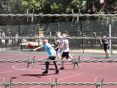 Игровая зона. Фотомонтаж: Александр Воронин, Каспаров.Ru Игровая зона. Фотомонтаж: Александр Воронин, Каспаров.Ru