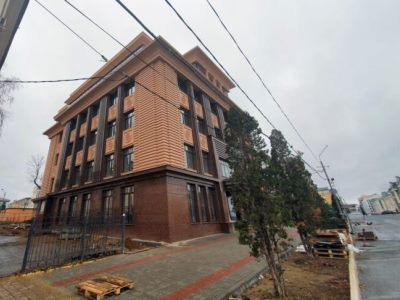 Офис для экс-губернатора Меркушкина. Фото: Сергей Горчаков, Каспаров.Ru Офис для экс-губернатора Меркушкина. Фото: Сергей Горчаков, Каспаров.Ru