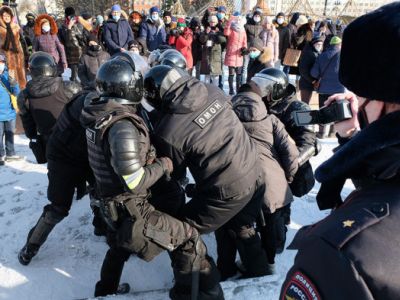 Митинг в Хабаровске 23 января 2021 года. Фото: Дмитрий Моргулис / ТАСС Митинг в Хабаровске 23 января 2021 года. Фото: Дмитрий Моргулис / ТАСС