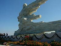 Жертв Кармадонской трагедии вспомнили в Северной Осетии