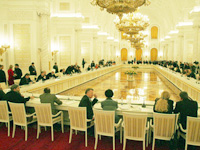 Госдума в пятницу одобрила в первом чтении поправки в действующий закон