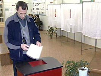 Единая Россия формирует фракции большинства в региональных парламентах