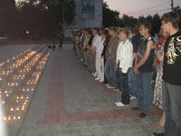 Поклонимся великим тем годам…