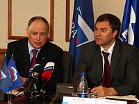 На фото: Президент Общероссийской общественной организацией малого и среднего предпринимательства Опора России Сергей Борисов и Секретарь Президиума Генерального совета Партии Единая Россия Вячеслав Володин