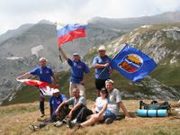 Над горой Фишт развевается флаг Единой России