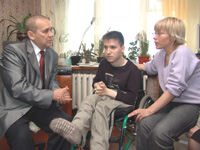 И. Субботин в семье Журавлевых с Пашей и его мамой