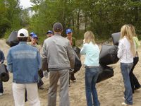 Единая Россия проводила лето